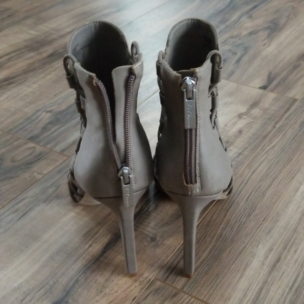 Bcbgeneration Heels - image 5